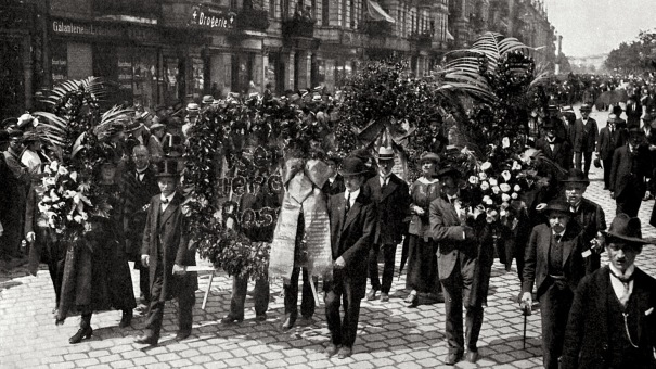 FUNERALE DI ROSAS L 605x340